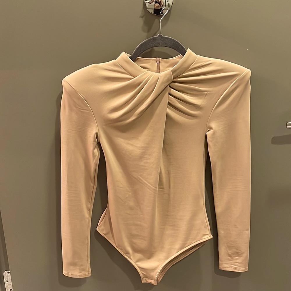 Shoulder Pad Knotted Zara Bodysuit